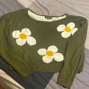 Gilli Green Sweater with White and Yellow Floral Design